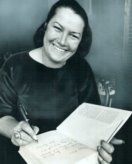 Писательница Колин Маккалоу