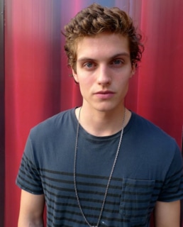 Дэниэл Шарман