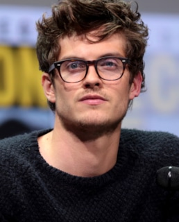 Дэниэл Шарман