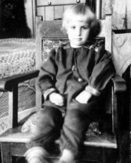 Галина Коньшина в детстве