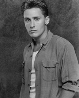 Эмилио Эстевес в молодости