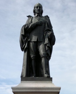 Памятник Уильяму Гарвею