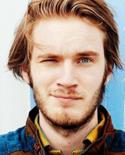 PewDiePie (ПьюДиПай)