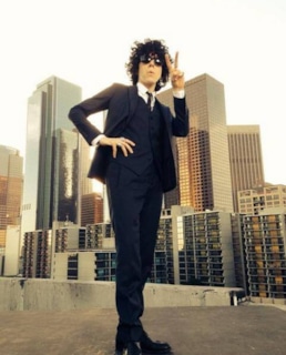 LP (Лаура Перголицци)