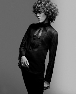 LP (Лаура Перголицци)