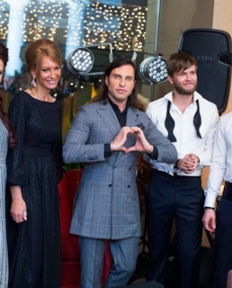 Антонио Паласиос-Фернандес и Рамон Паласиос-Фернандес со знаменитыми клиентами