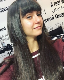 Нина Добрев