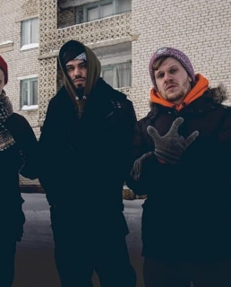 Mnogoznaal с друзьями