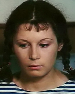 Елена Тонунц в фильме «Берегите женщин»