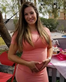 Беременная Миша Тейт