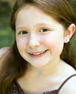 Эмма Кинни в детстве