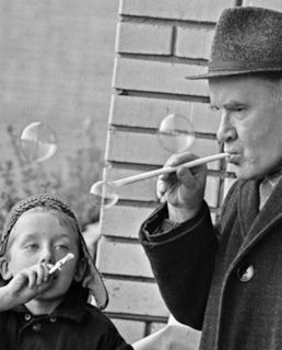 Николай Носов и его внук Игорь