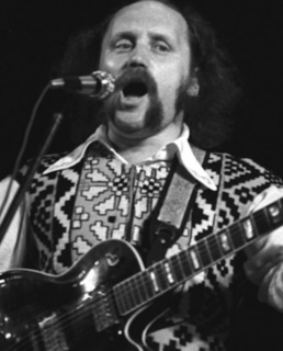 Владимир Мулявин на сцене