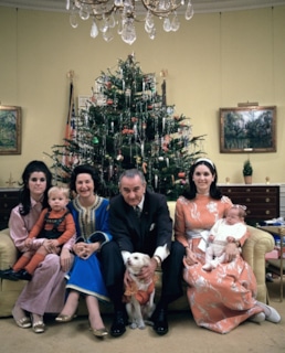 Линдон Джонсон с семьей