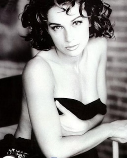 Дженнифер Грей