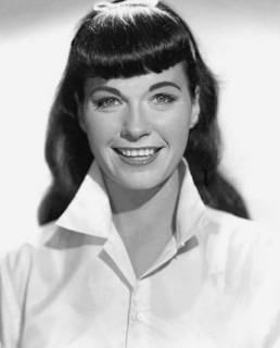 Бетти Пейдж