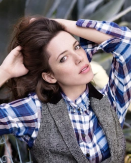 Ребекка Холл