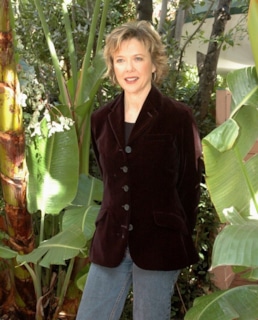 Аннетт Бенинг