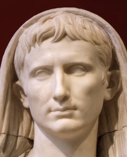 Бюст Октавиана Августа