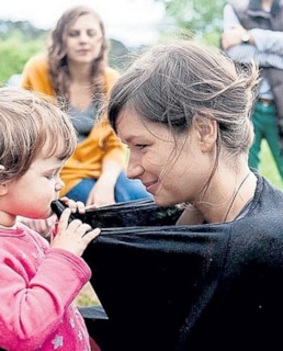 Дарья Мясищева с дочерью