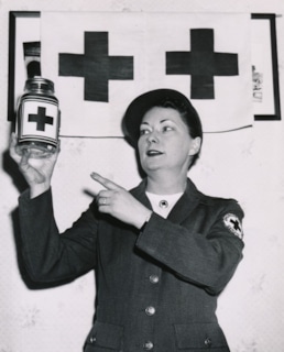 Маргарет Митчелл работала в Красном Кресте во время Второй мировой войны