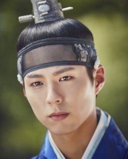 Пак Бо Гом на съемочной площадке