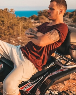 Денис Петров