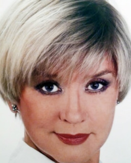 Вера Алентова