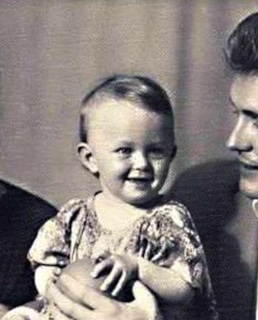 Эдуард Изотов, Инга Будкевич и Вероника Изотова