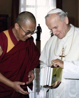 Далай-лама и Папа Римский