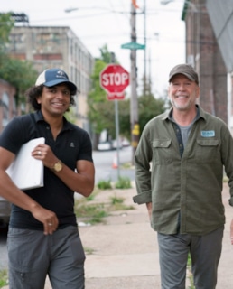 М. Найт Шьямалан и Брюс Уиллис