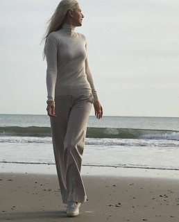 Екатерина Парфенова на пляже