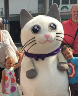 Мистер Макс и Мисс Кейти с родителями