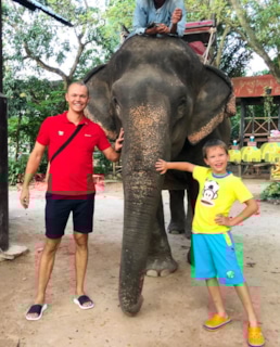 Мистер Макс с отцом