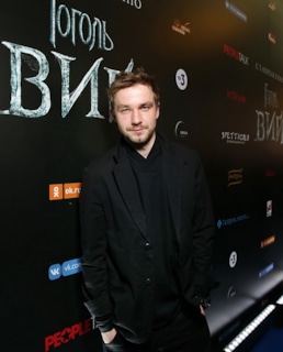 Актер Александр Петров