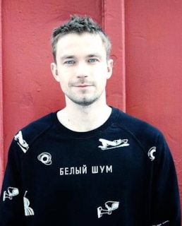 Актер Александр Петров