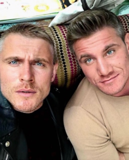 Алекс Малиновский и его брат-близнец