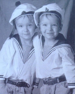 Билл Каулитц и Том Каулитц в детстве