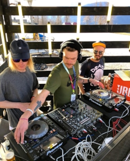 Кирилл Нагиев за диджейским пультом