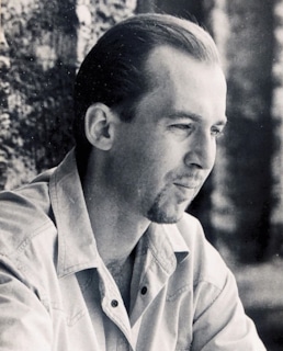 Актер Кирилл Полухин