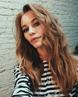 Светлана Устинова