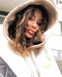 Айза Анохина