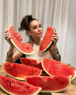 Айза Анохина