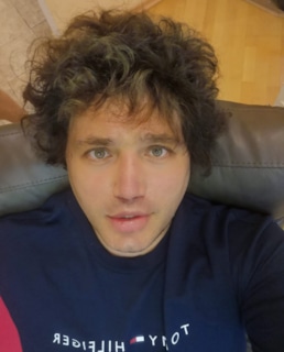 Рустам Солнцев