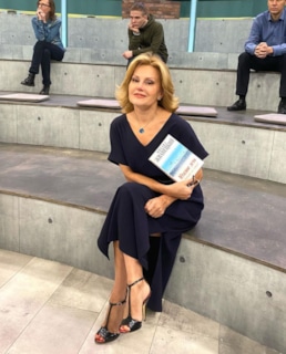 Елена Старостина