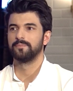 Энгин Акюрек