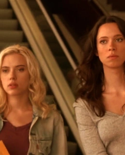 Ребекка Холл и Скарлетт Йоханссон