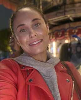 Илана Исакжанова