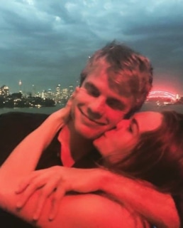 Бритт Робертсон и Грэм Роджерс