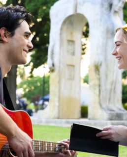 Бритт Робертсон и Кей Джей Апа